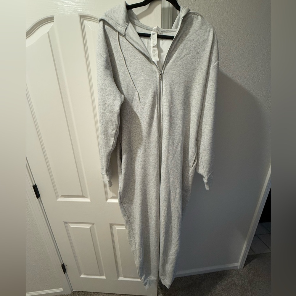 fabletics sweatsuit jumpsuit, light heathered gray, size large